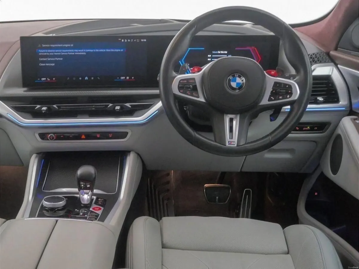 BMW XM 50e - Image 5