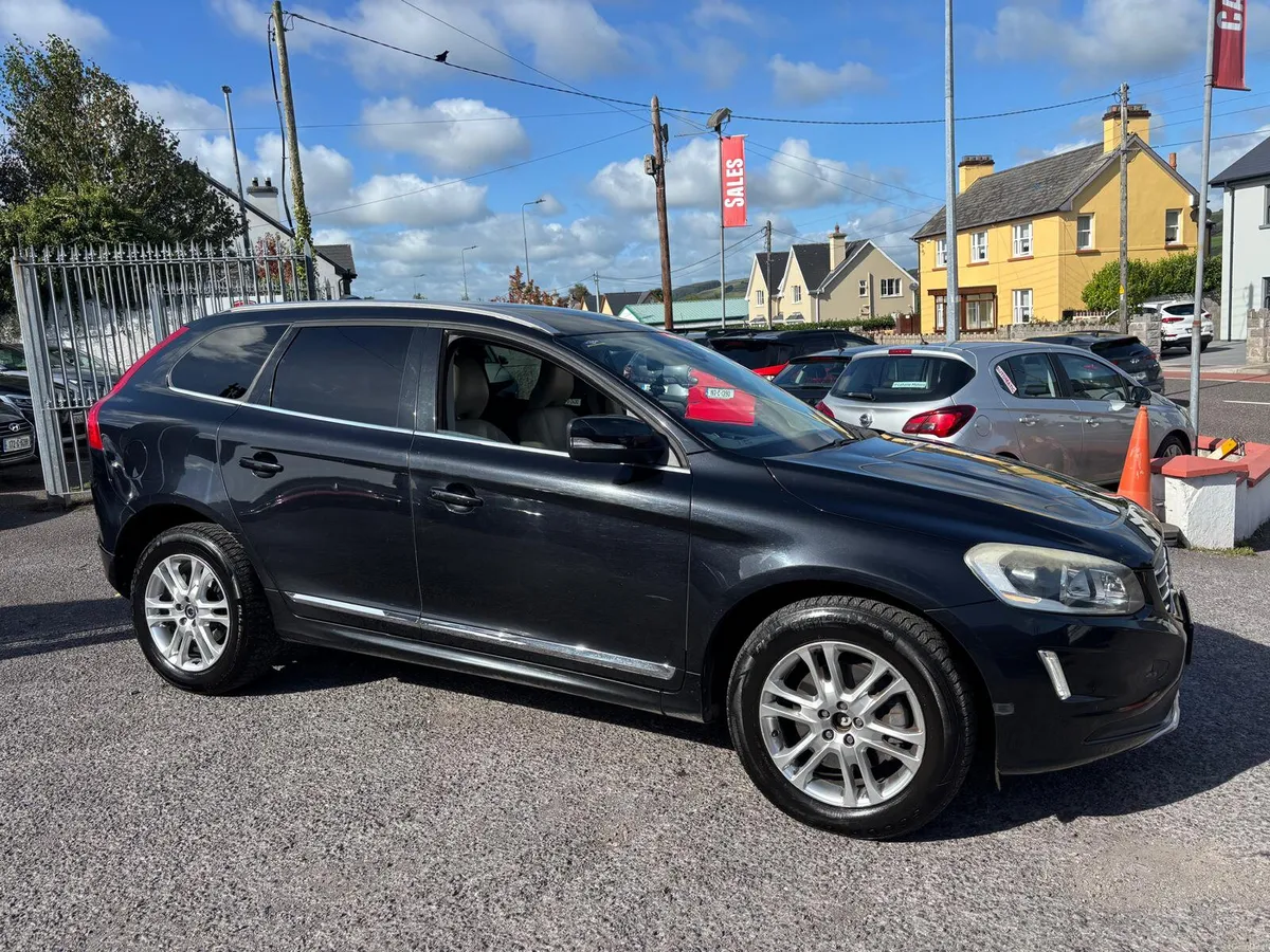 Volvo XC60  DIESEL  HIGH  SPEC TRADE SALE  READ AD - Image 2