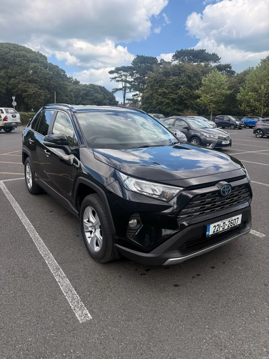Toyota RAV4 2.5 Hybrid Sol - Image 2