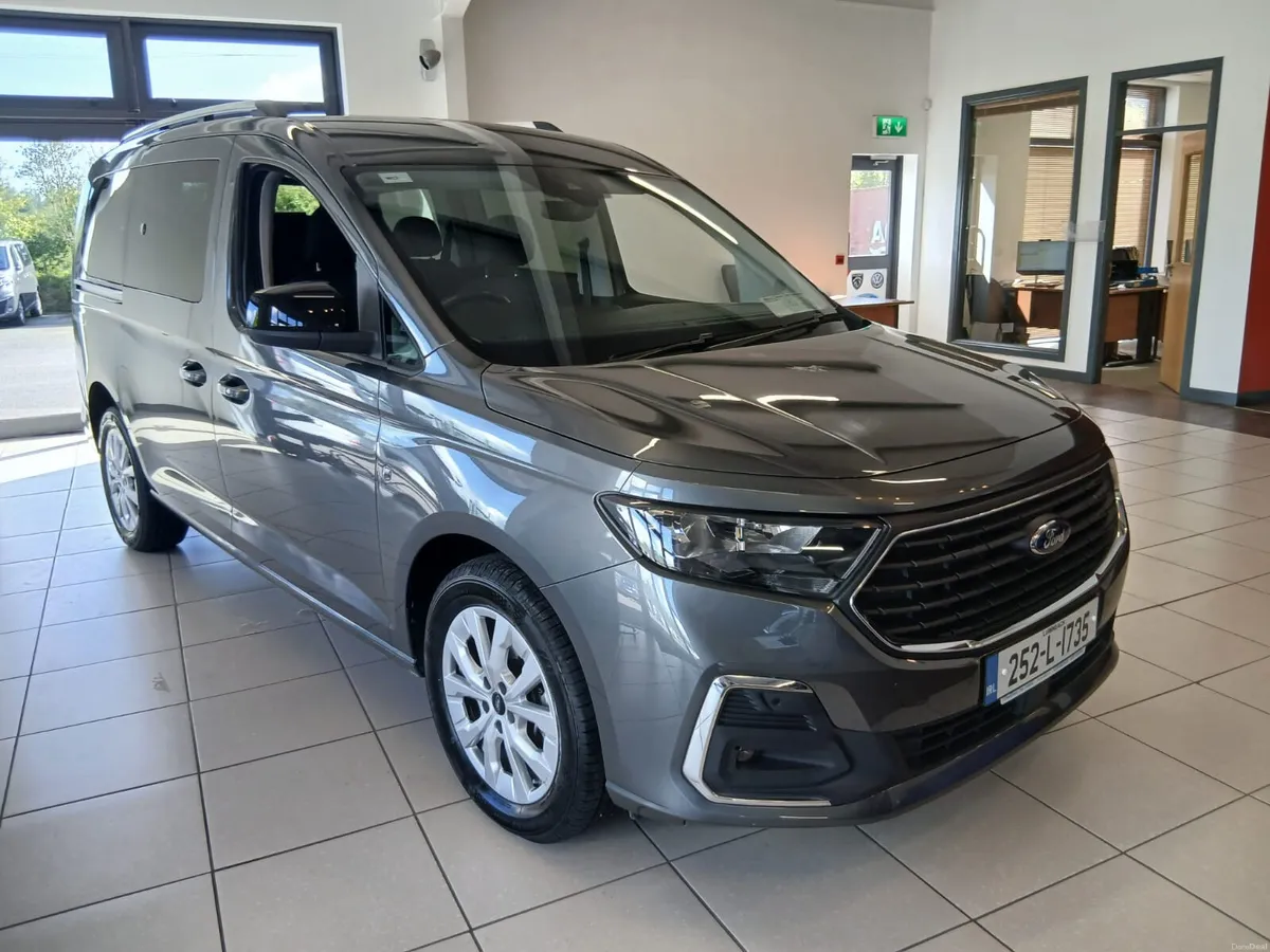 Wheelchair Taxi Ford Tourneo Connect 2025 - Image 3