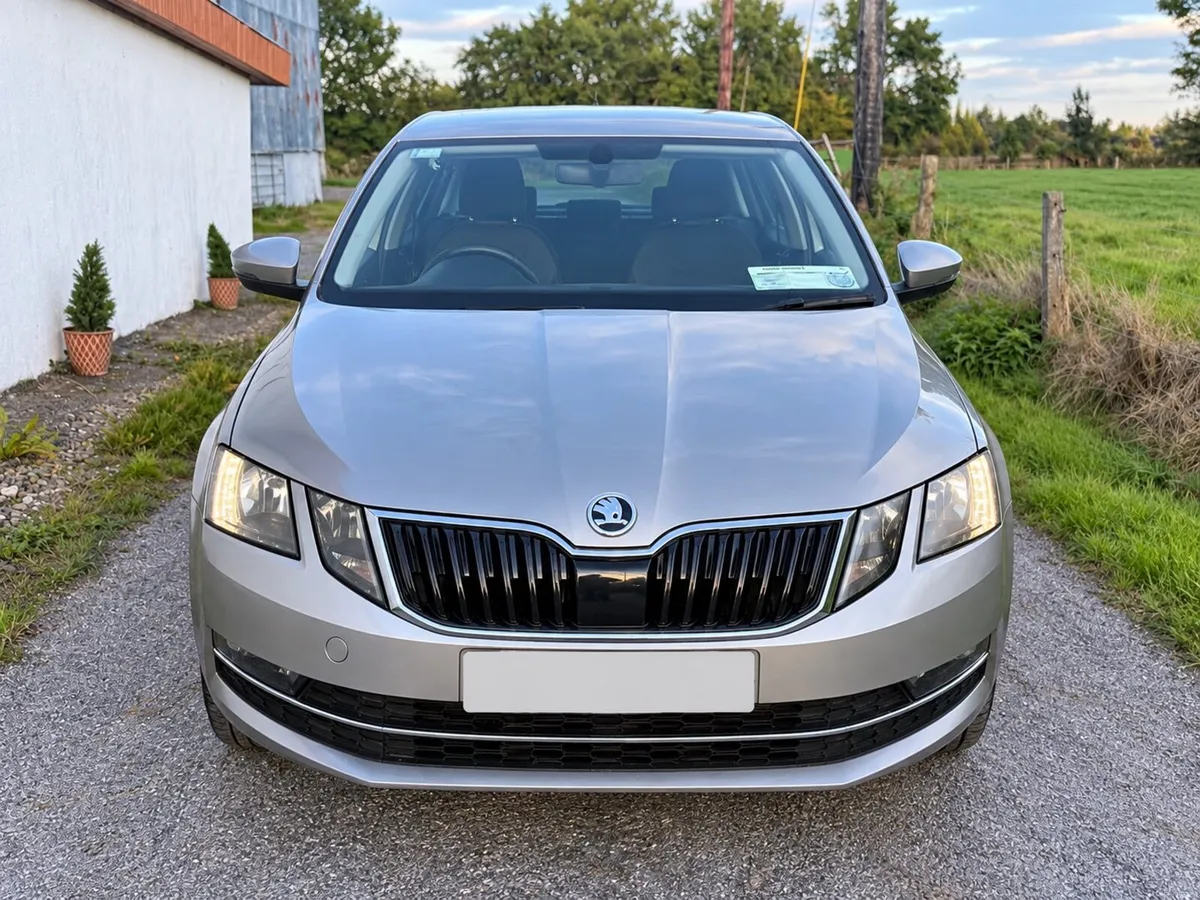 2018 Skoda Octavia Style 1.6 TDI - Image 2