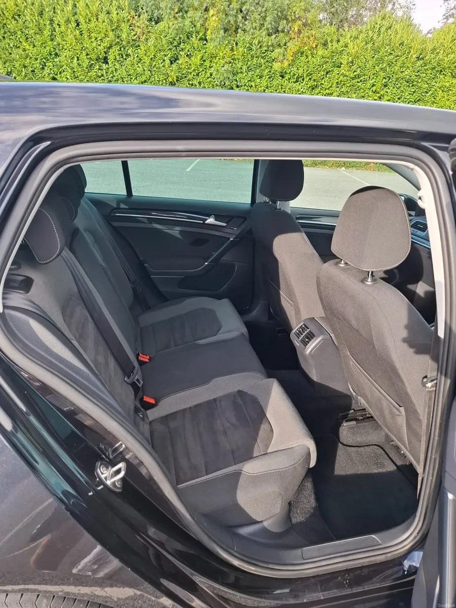 Volkswagen Golf Highline - Image 6