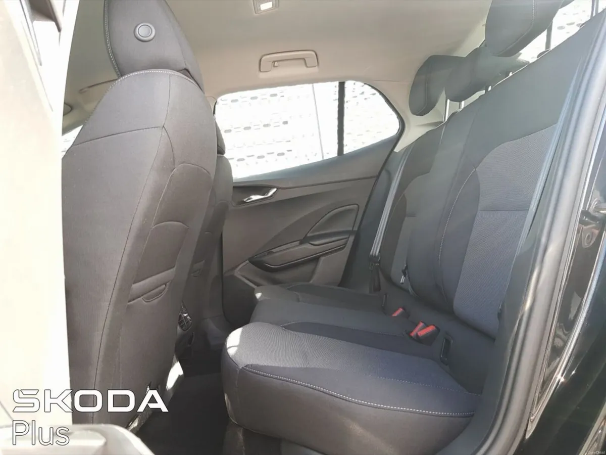 Skoda Fabia FABIA SELECTION 1.0TSI 115HP DSG - Image 6