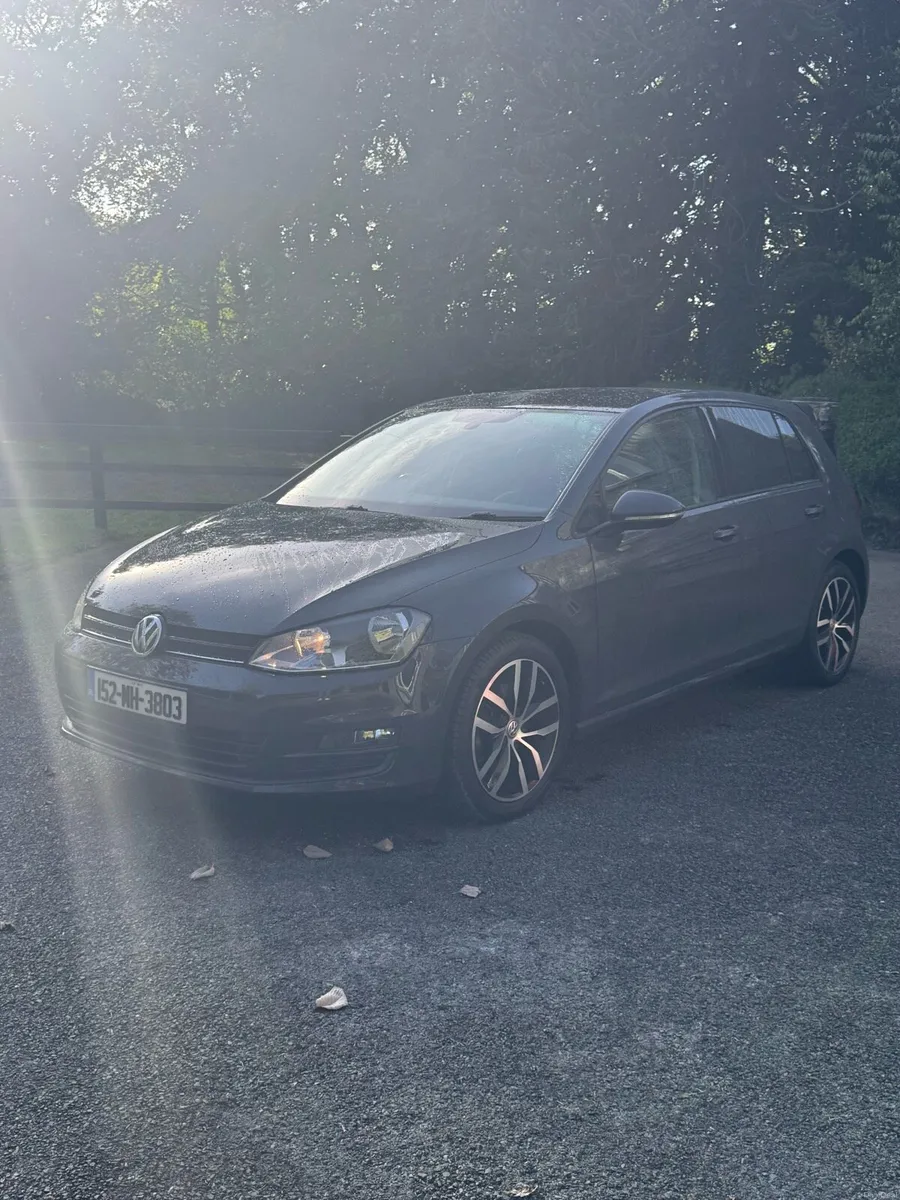 Volkswagen Golf 1.4 TSI CarPlay Leather seats - Image 6