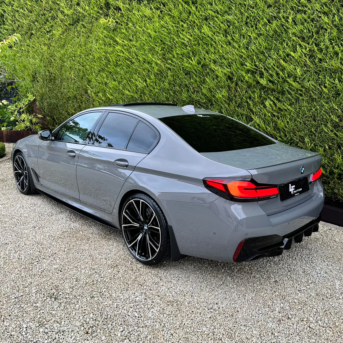 2021 BMW 520D M-SPORT PRO X-DRIVE - Image 4