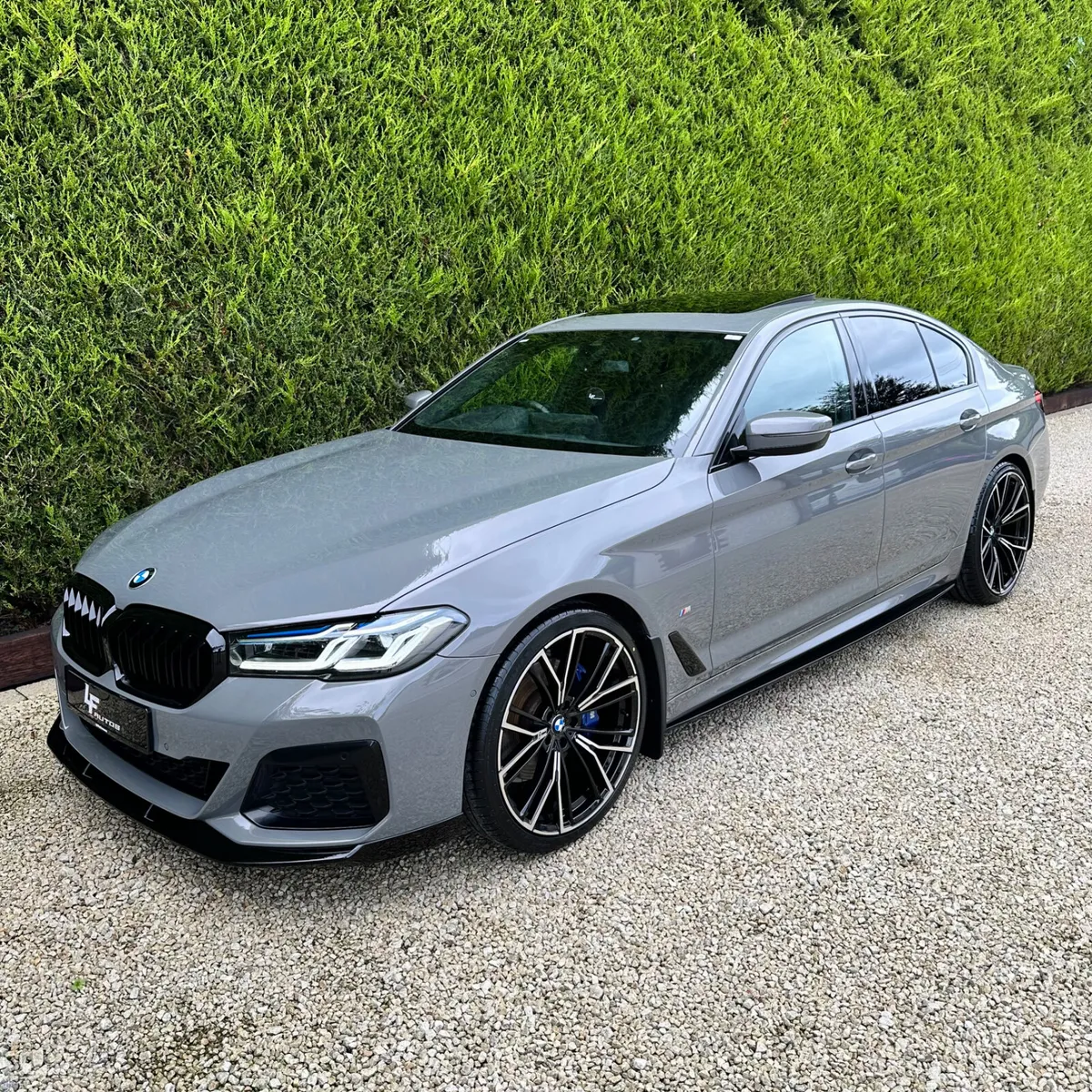 2021 BMW 520D M-SPORT PRO X-DRIVE - Image 2
