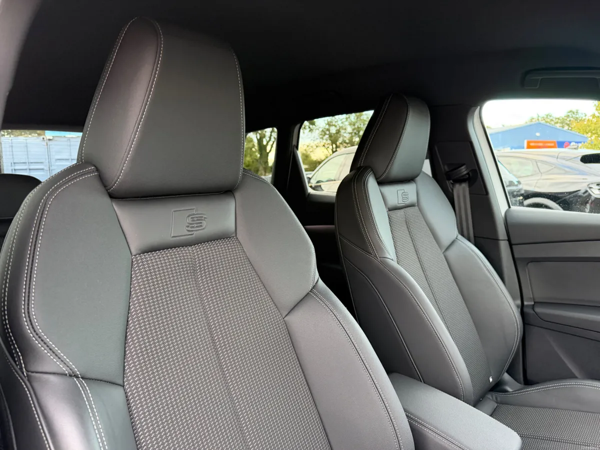 S-Line - 40 Etron - 82KWh - Image 6