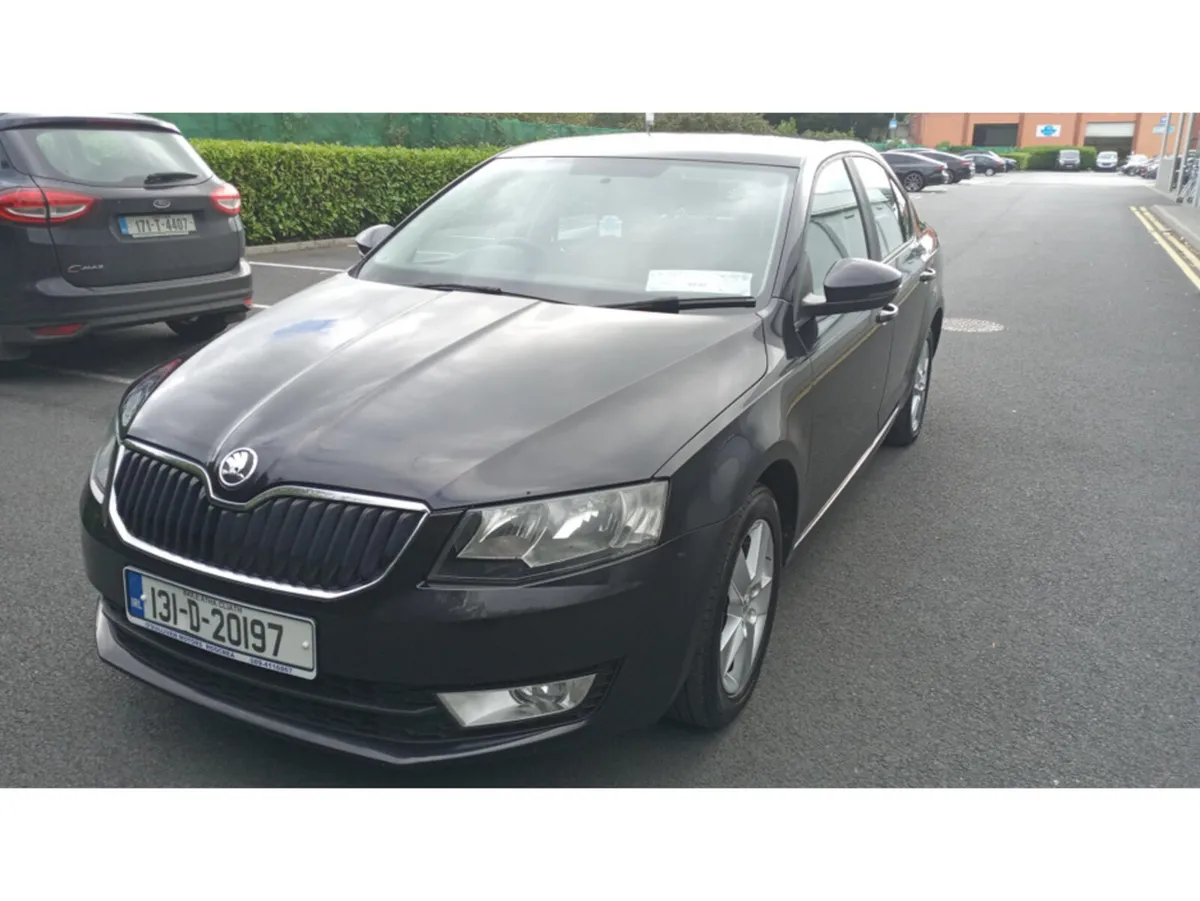 Skoda Octavia / 2013 / 1.6 DIESEL / MANUAL - Image 1