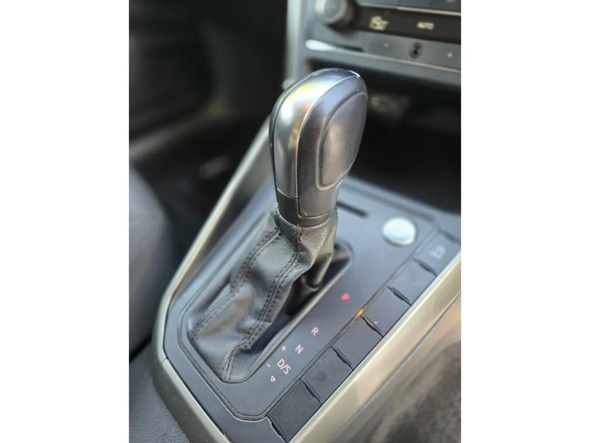 Volkswagen Polo COMFORTLINE 1.0 TSI AUTO - Image 3
