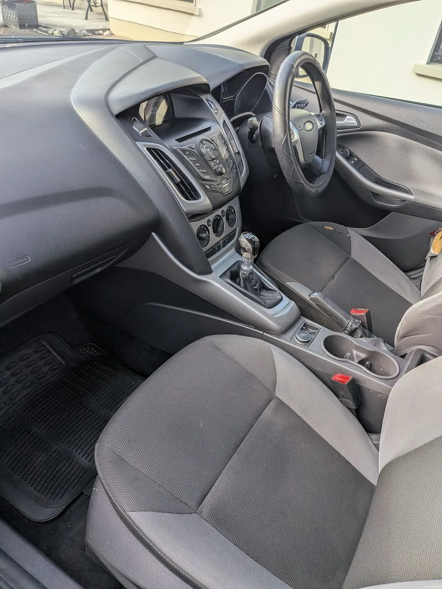 Ford Focus 2013 - Image 4