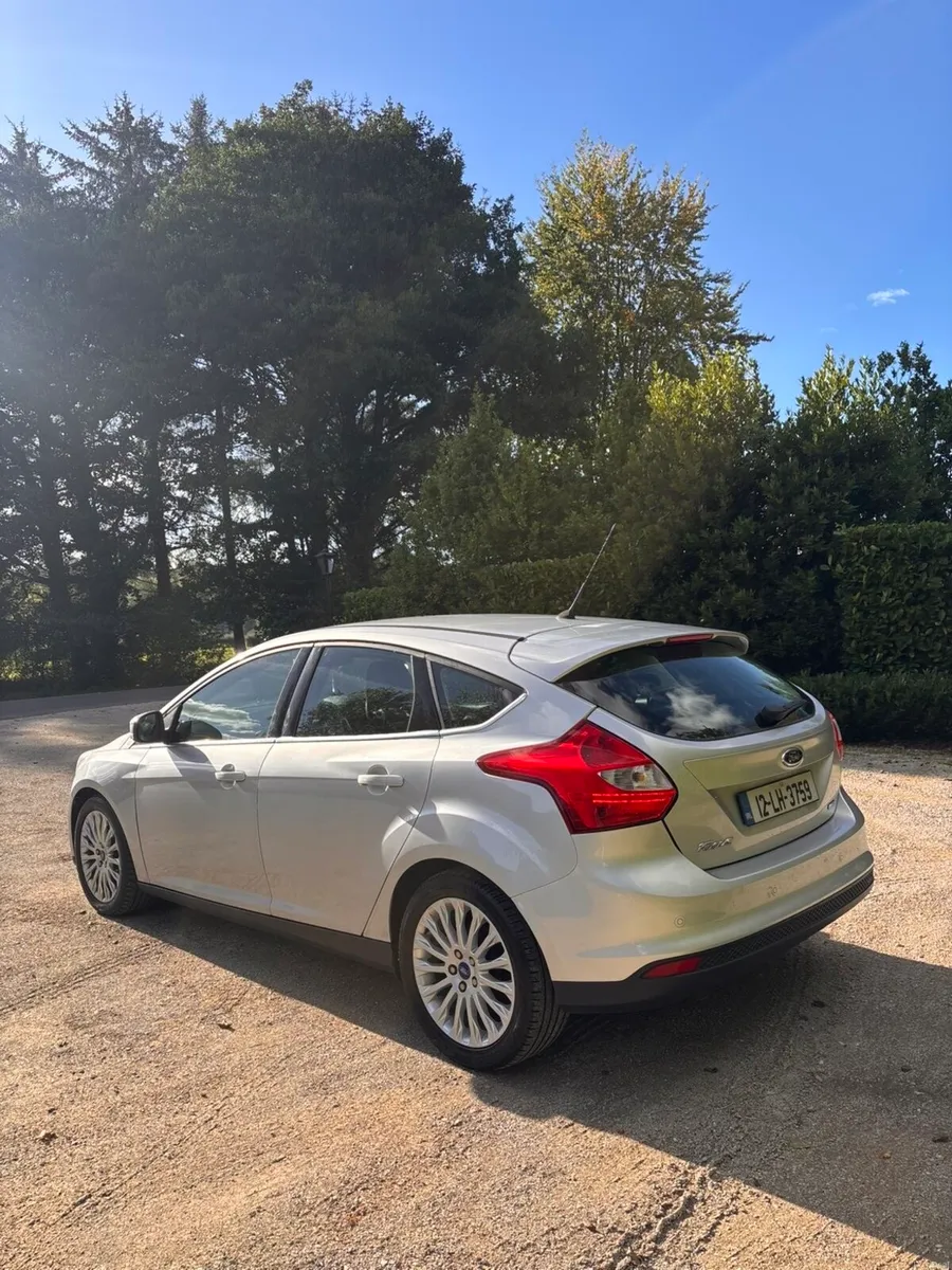 Ford Focus - Image 2