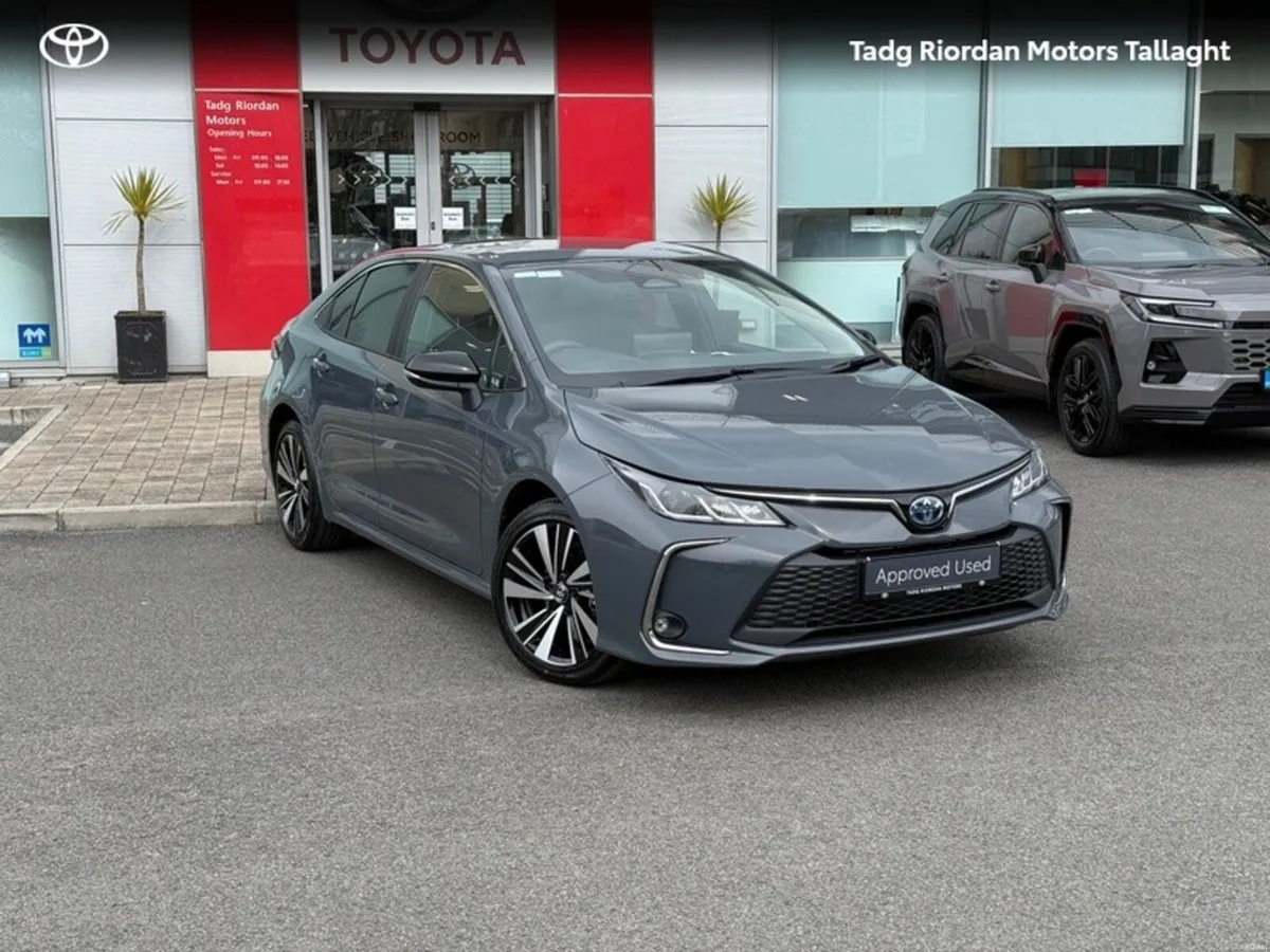 Toyota Corolla Corolla Saloon Lunasport - Image 1