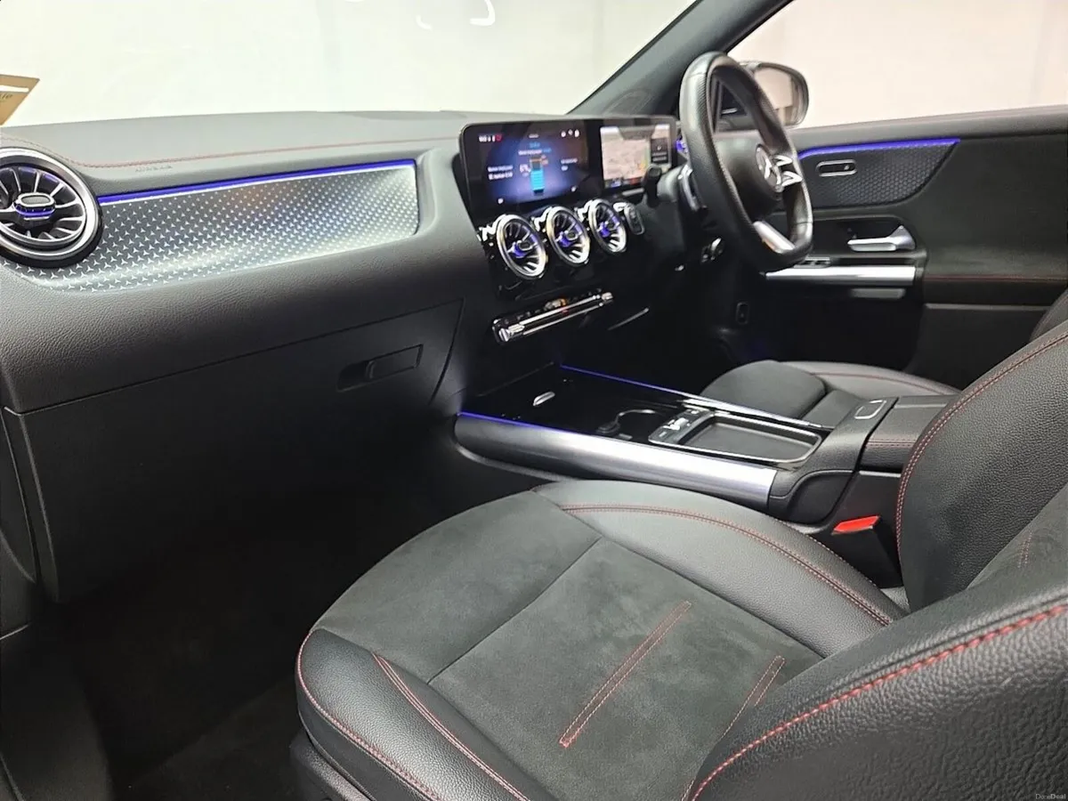 Mercedes-Benz EQA 250+ AMG Line (Facelift Model) 5 - Image 4