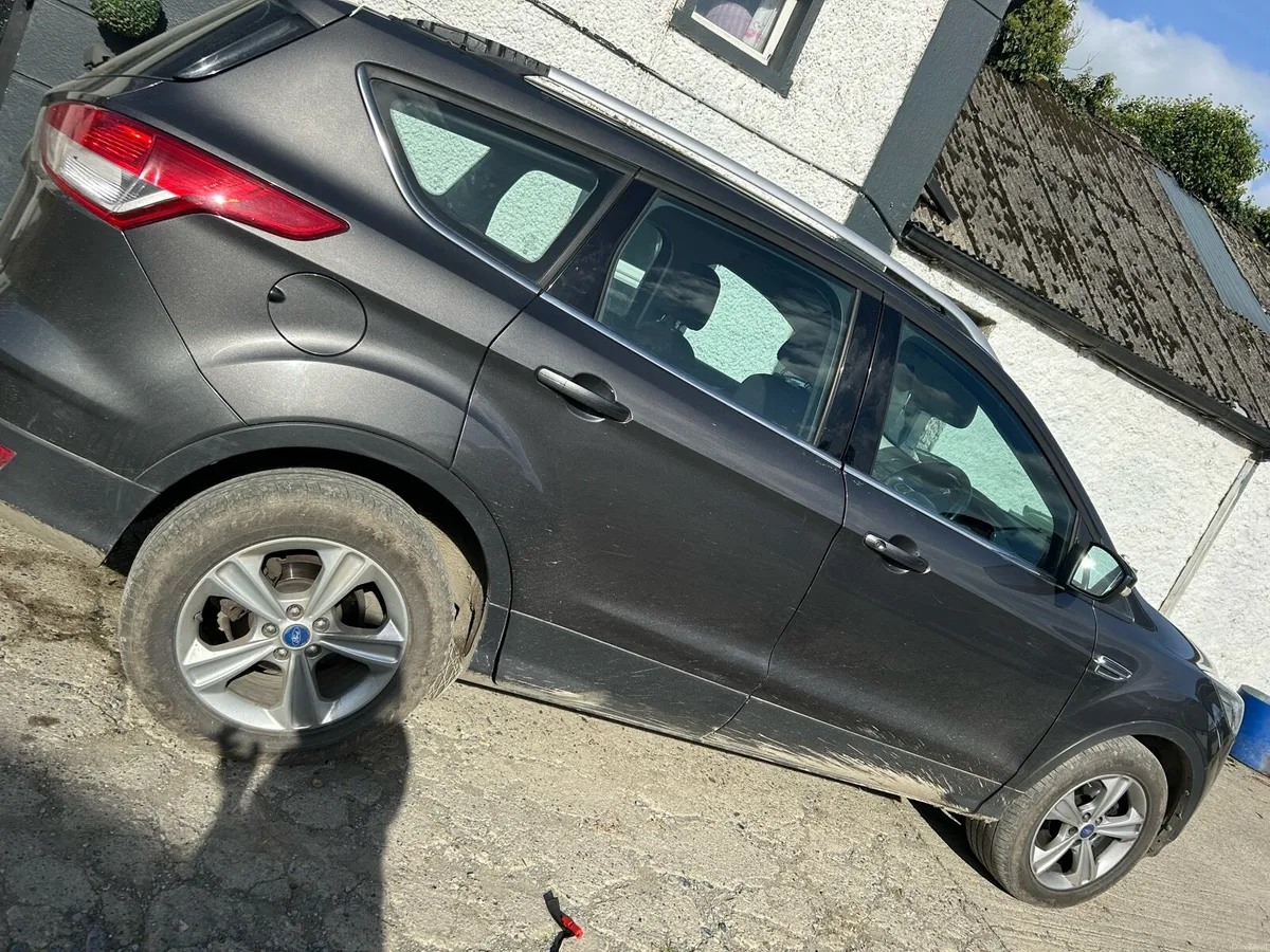 Ford kuga 151 test and tax for a year - Image 5