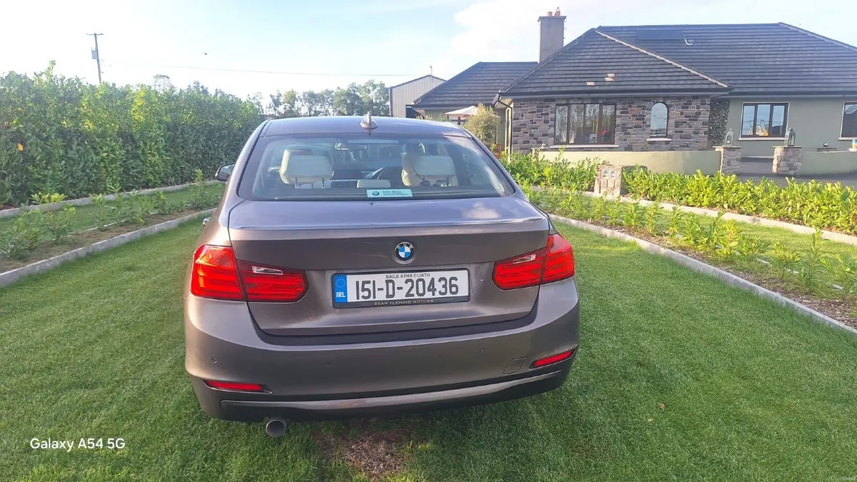BMW 3-Series 2015 - Image 6