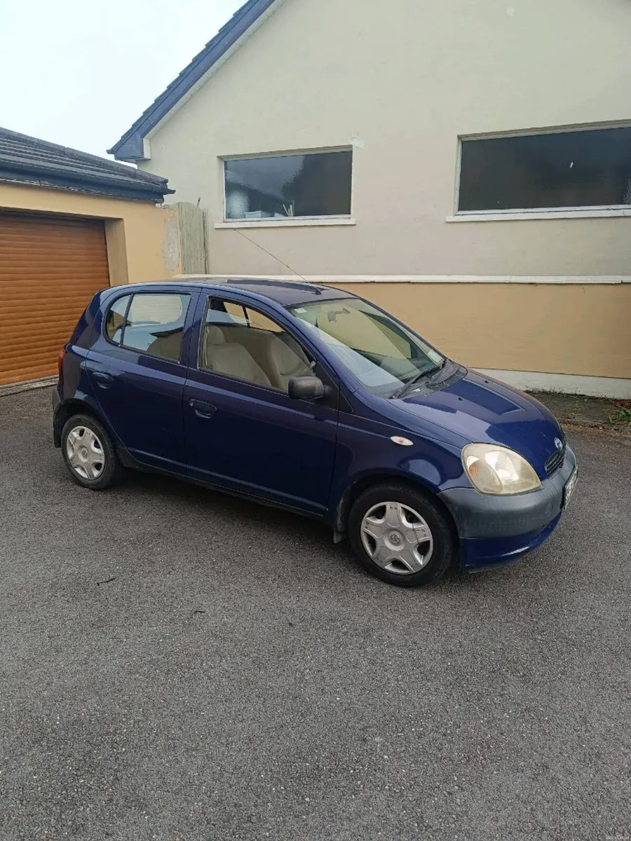 1999 Toyota Yaris - Image 1