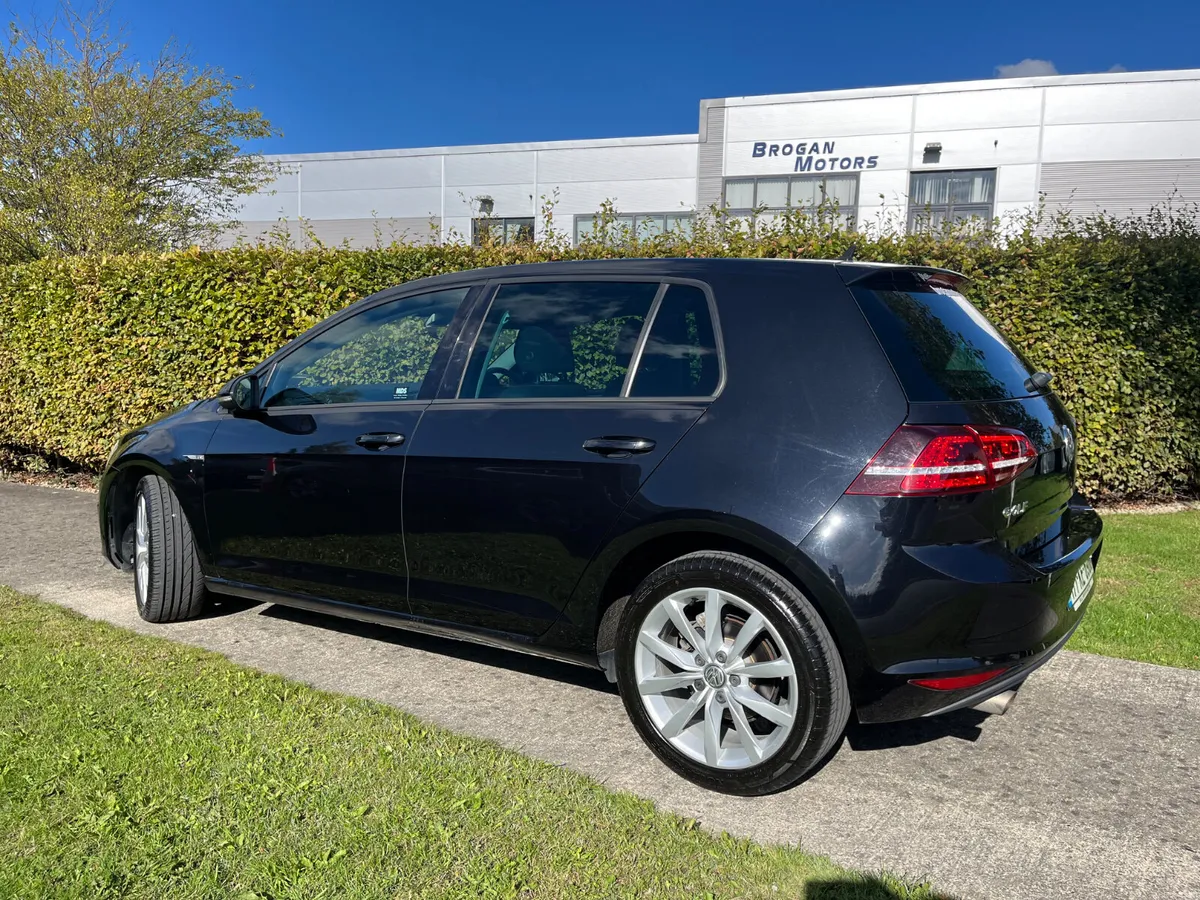 Volkswagen Golf 2017 1.2 TSI Automatic - Image 5