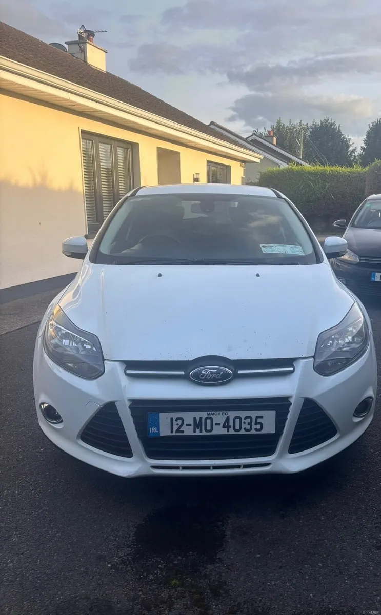 Ford Focus 2012 - Image 2