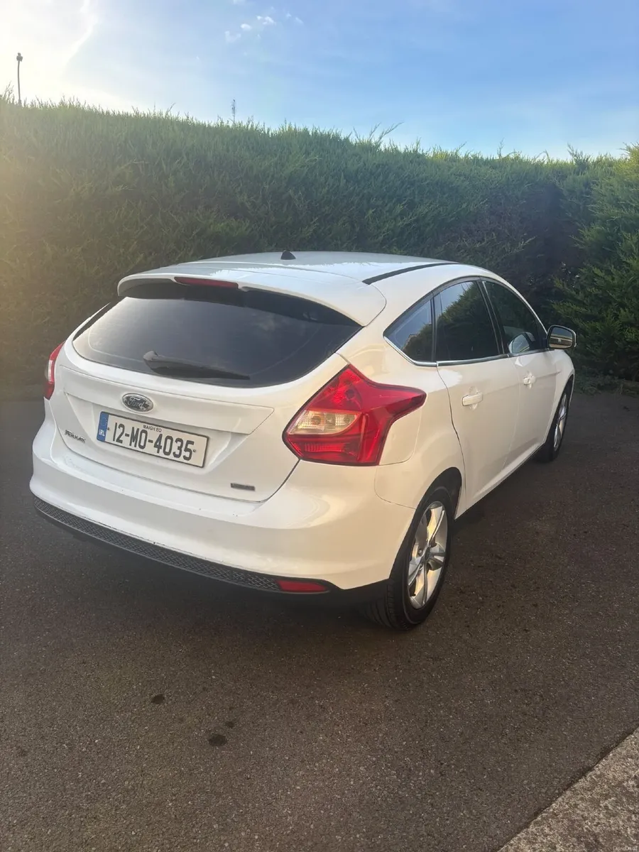 Ford Focus 2012 - Image 3