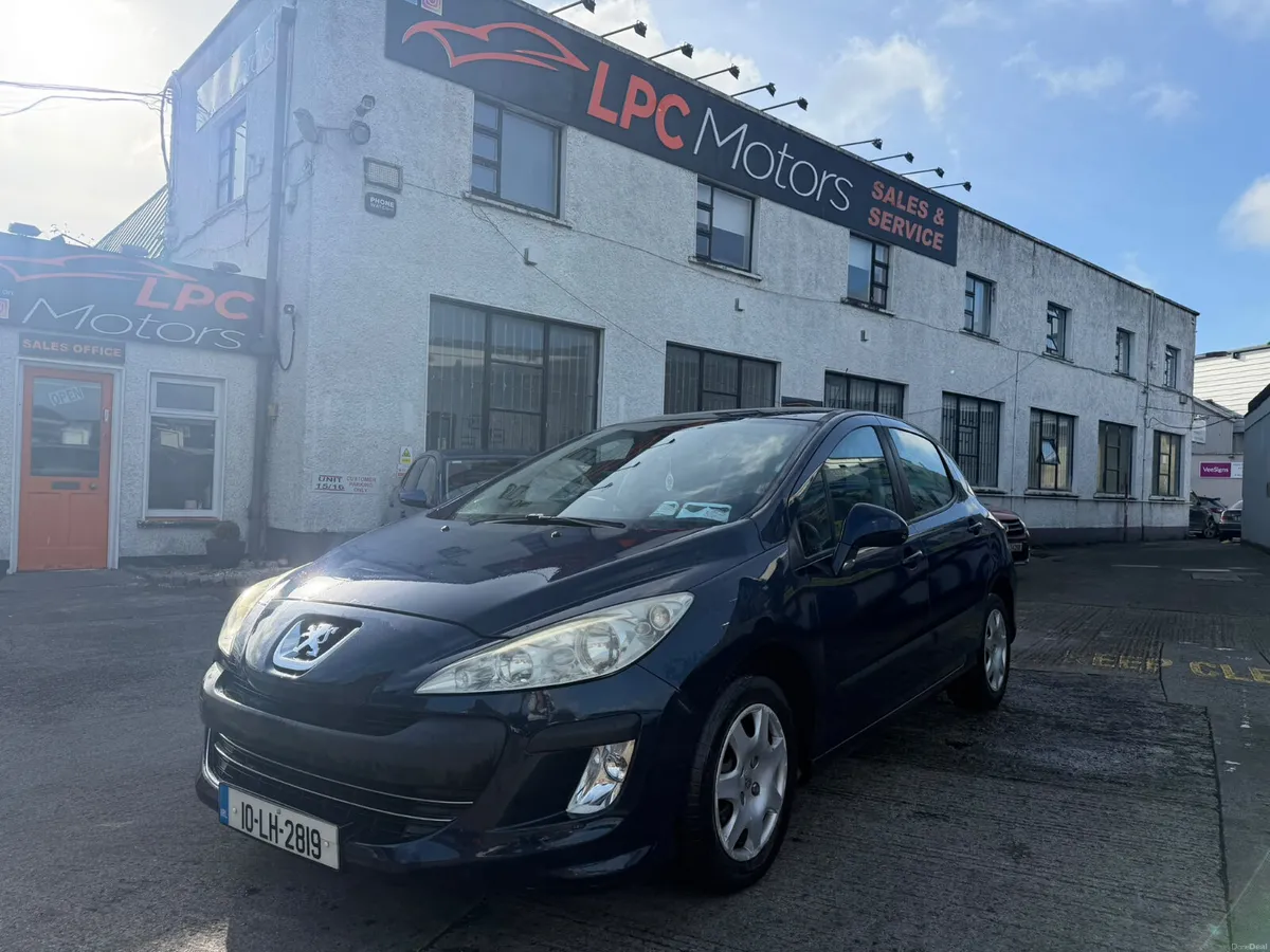 Peugeot 308 2010 - Image 2