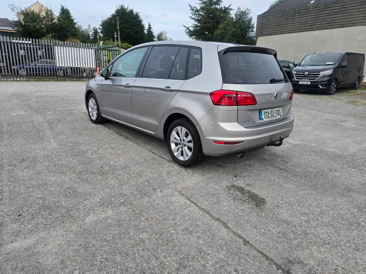 Volkswagen golf - Image 3