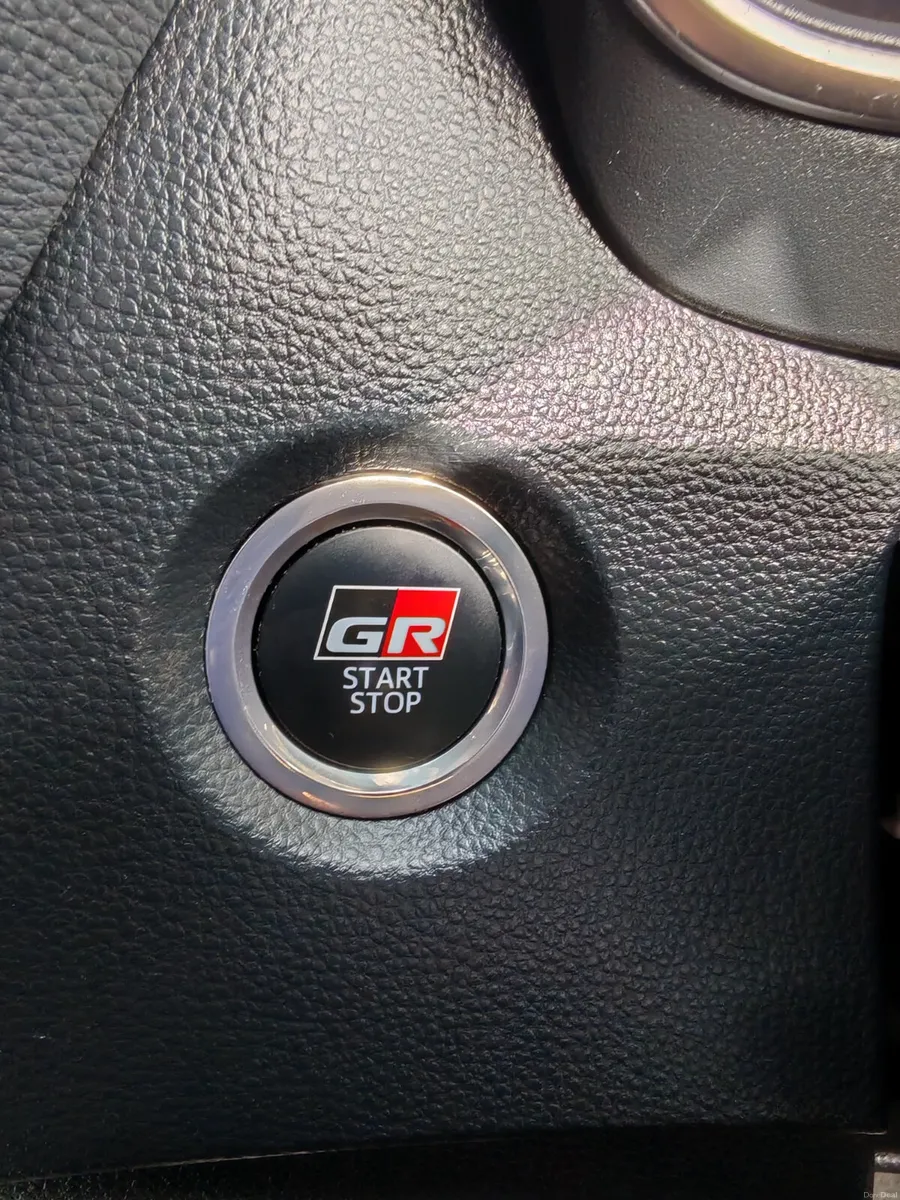 Toyota Corolla GR Sport 2023 - Image 5