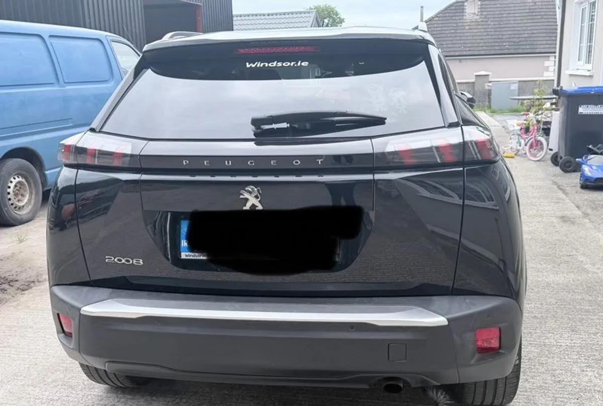 2020 Peugeot 2008 - Image 2