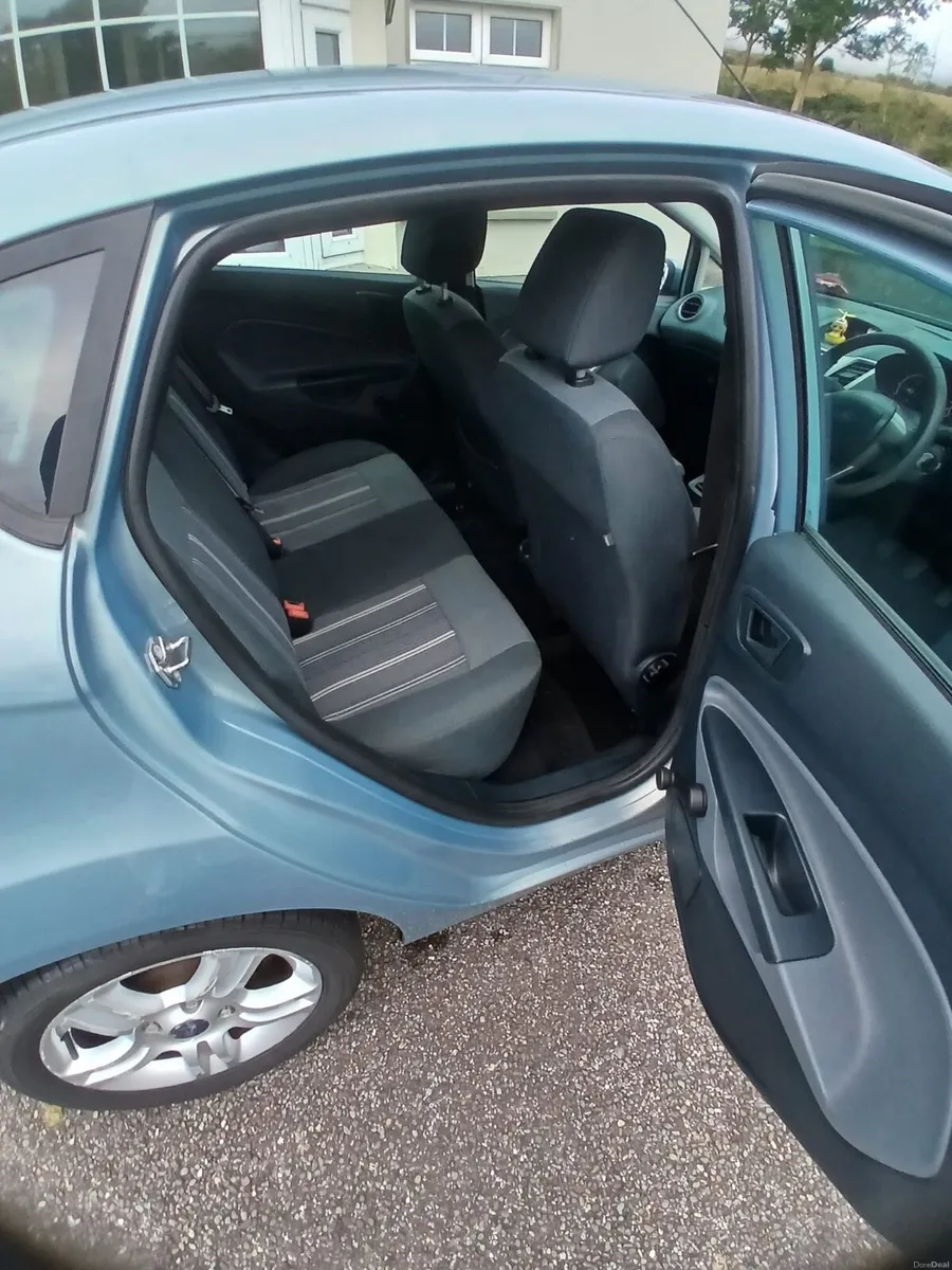 Ford Fiesta - Image 6