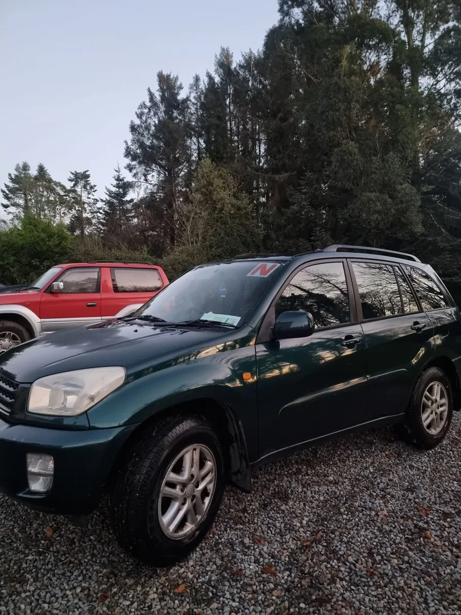 Green Toyota RAV4 2002 - Image 2