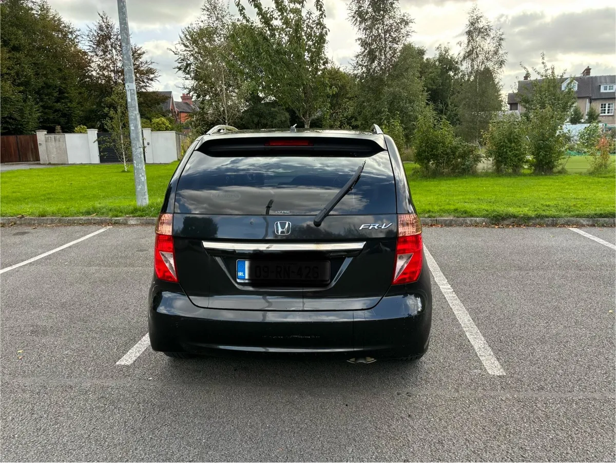 2009 Honda FRV - Image 3