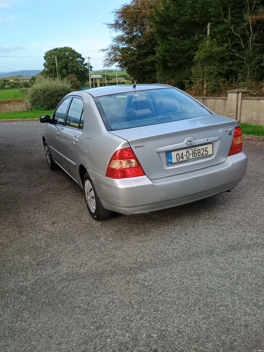 Toyota Corolla 2004 - Image 2