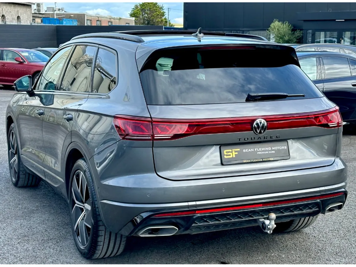 Volkswagen Touareg V6 BLACK EDITION TDI 2 - Image 5