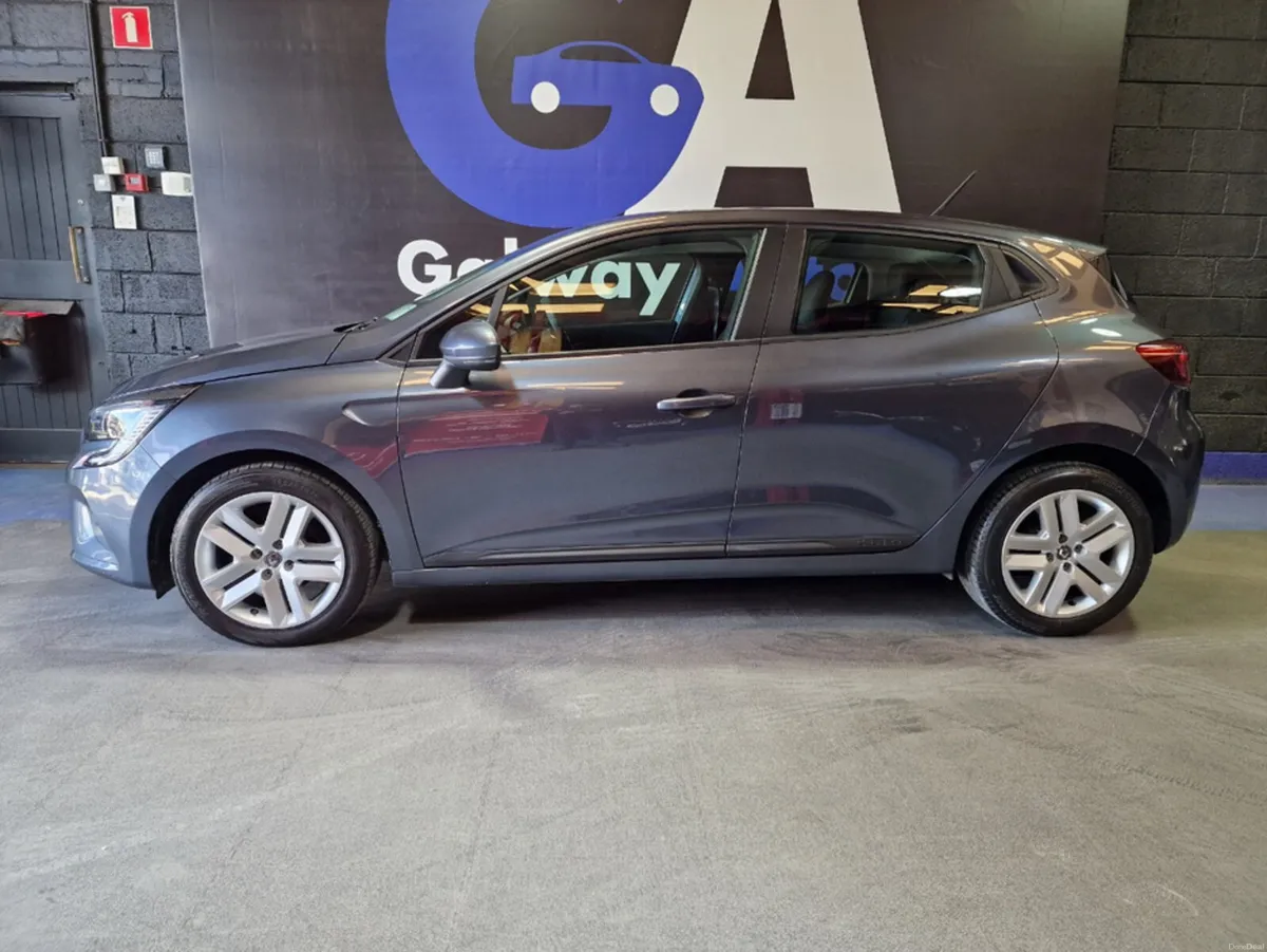 Renault Clio DYNAMIQUE 1.0 ** LOW MILAGE, ONLY 50K - Image 5
