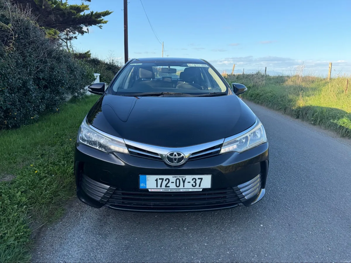 172 Toyota Corolla  1.33 Petrol - Image 2