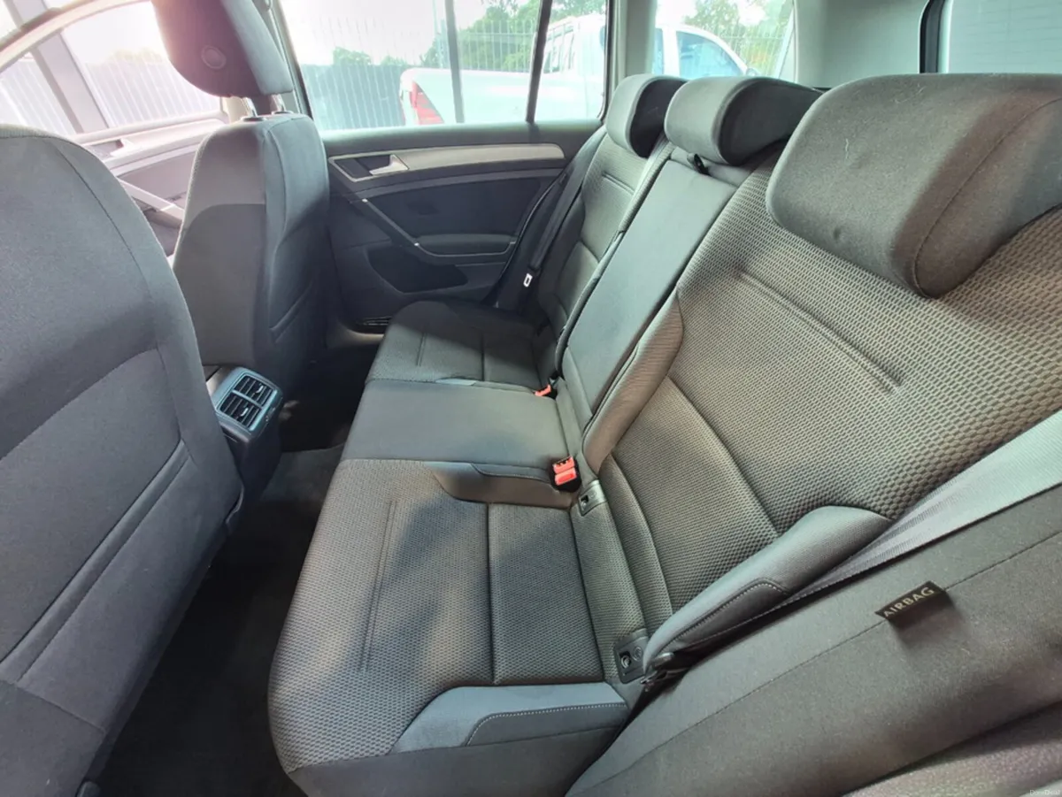 Volkswagen Golf 1.2 Auto - Image 5
