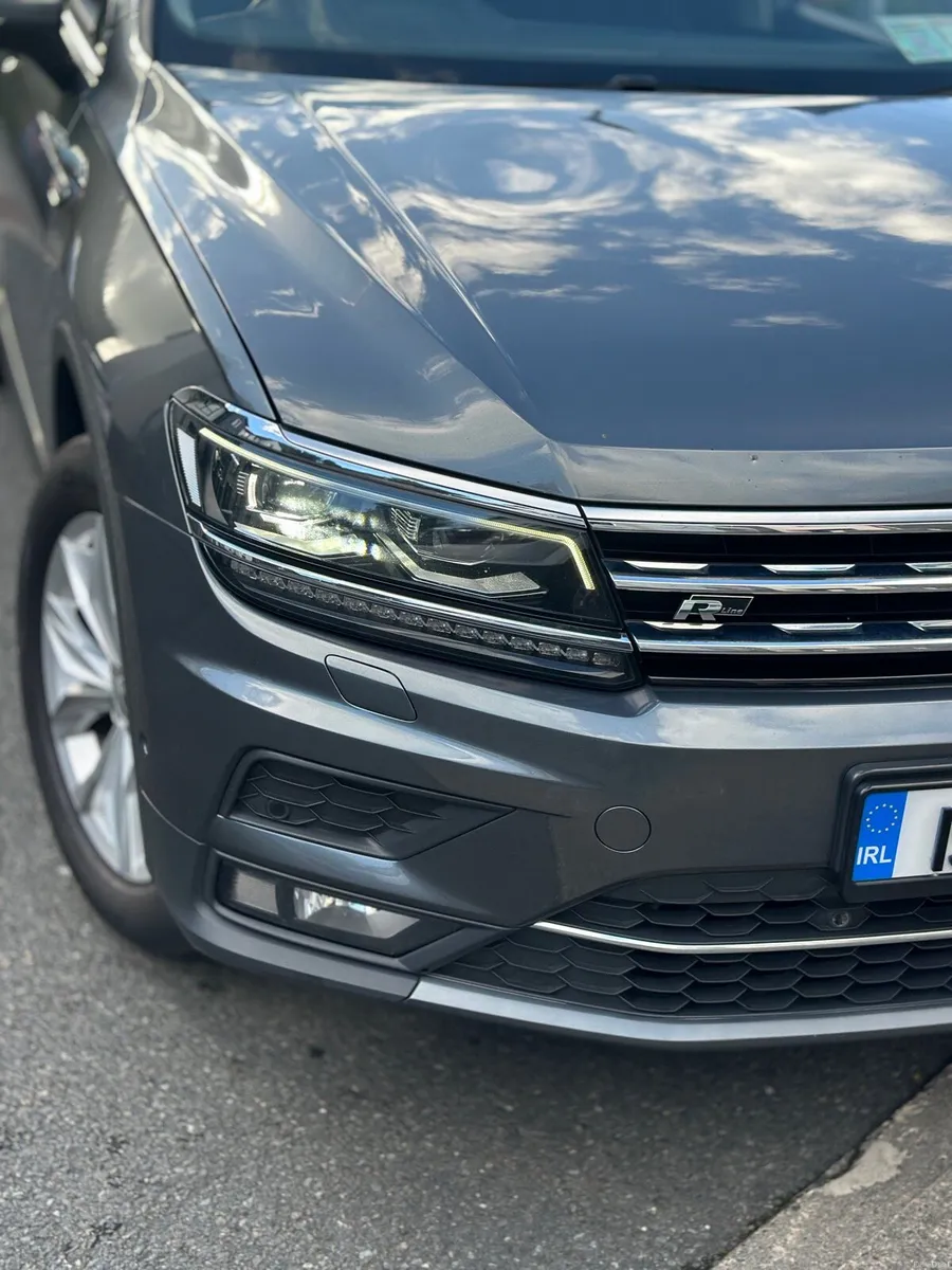 VOLKSWAGEN TIGUAN ALLSPACE - Image 3