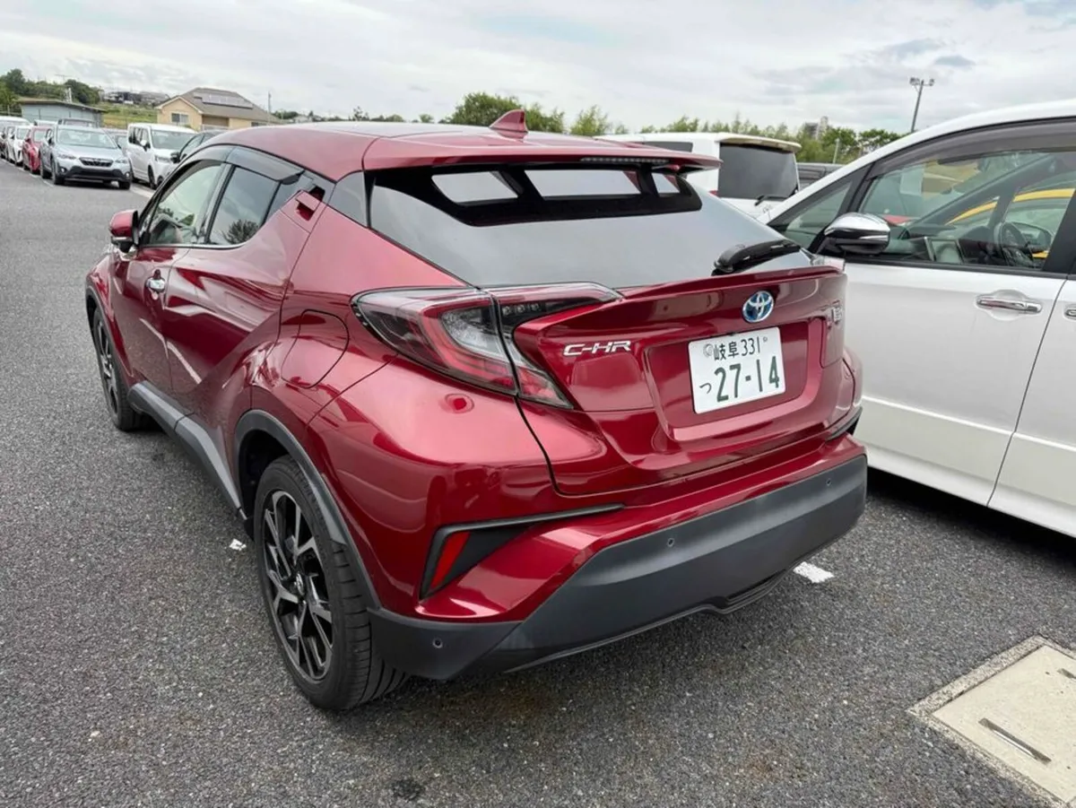 Toyota C-HR G Leather - Image 4