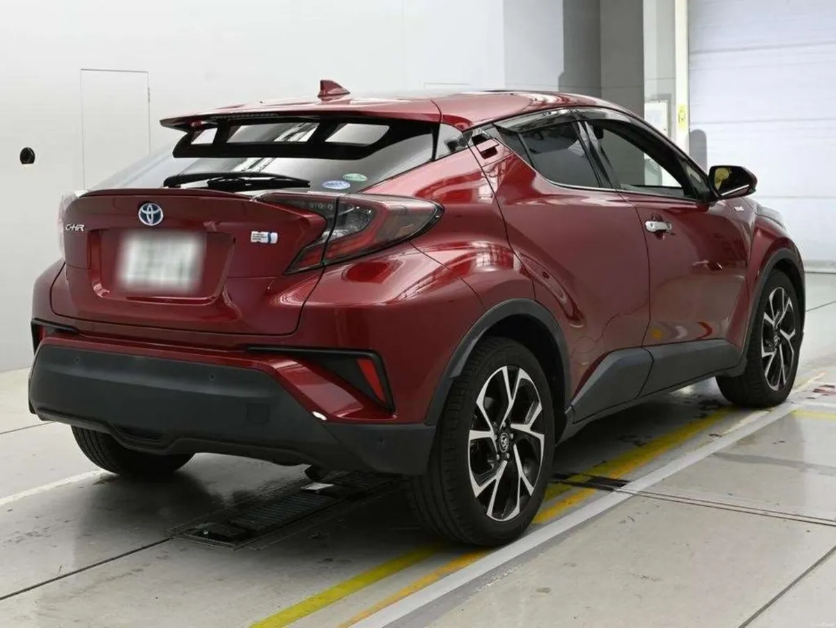 Toyota C-HR G Leather - Image 5