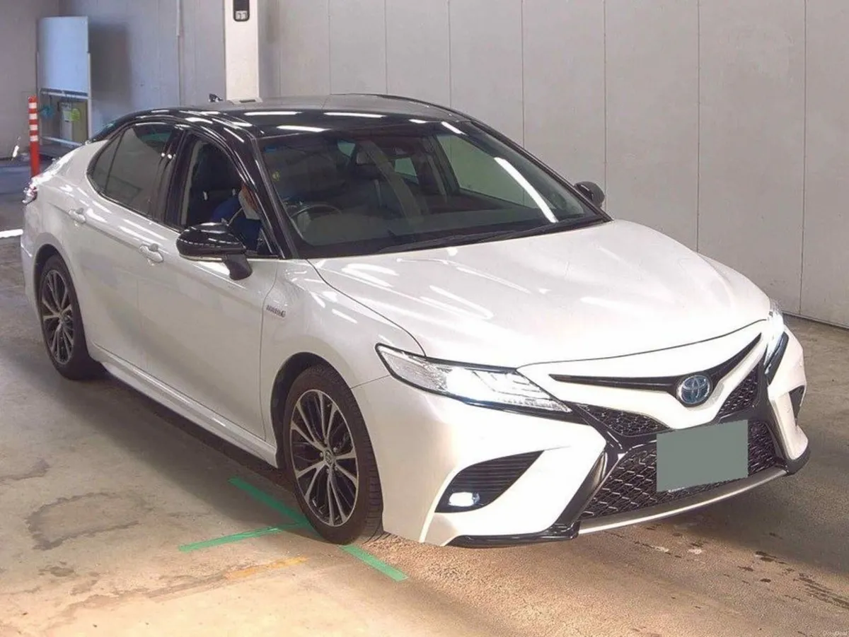 Toyota Camry 4D WS LEATHER PACKAGE - Image 3