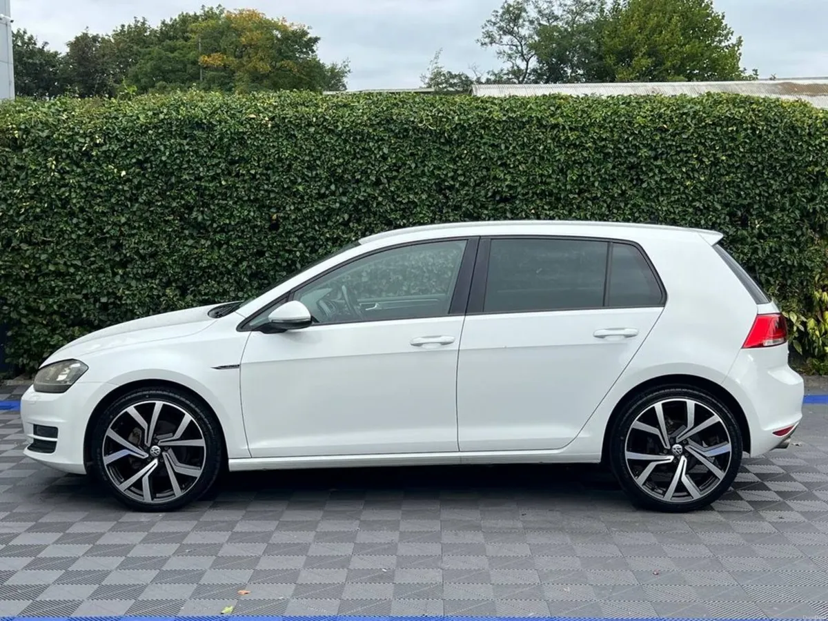 Volkswagen Golf LOUNG EDITION 1.2 TSI AUTO // ADAP - Image 3