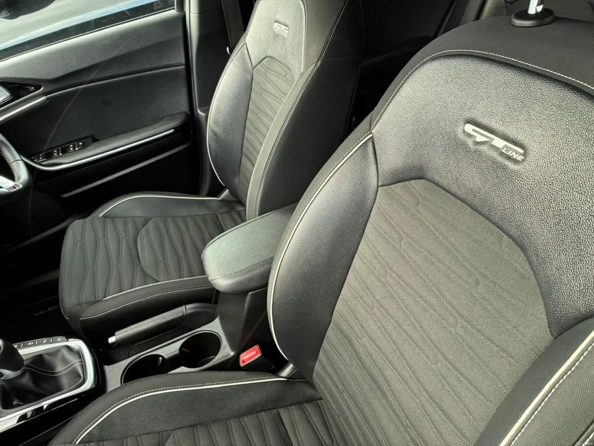 Kia Ceed GT Line 5DR *SHOWROOM CONDITION** Six spe - Image 5