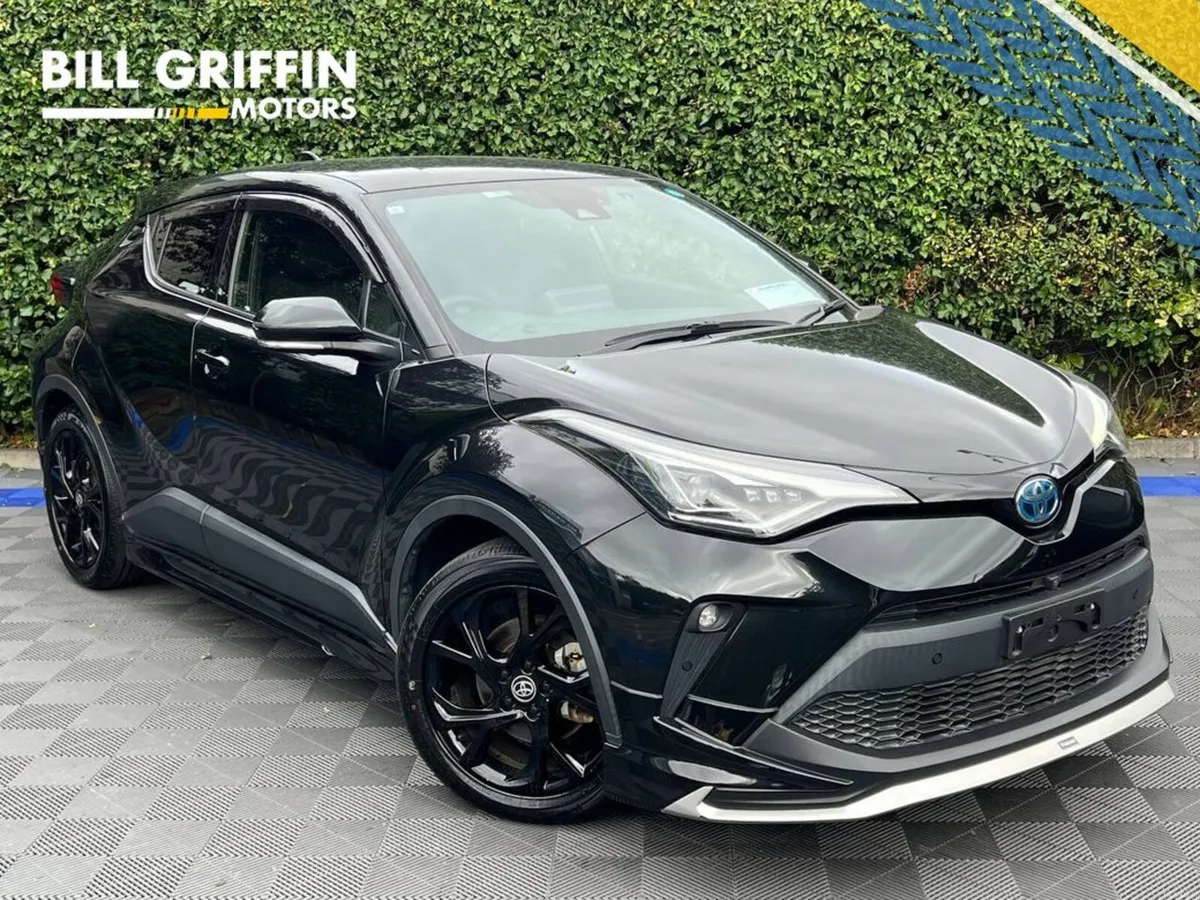 Toyota C-HR G MODE-NERO 1.8 HYBRID AUTO // SERVICE - Image 1