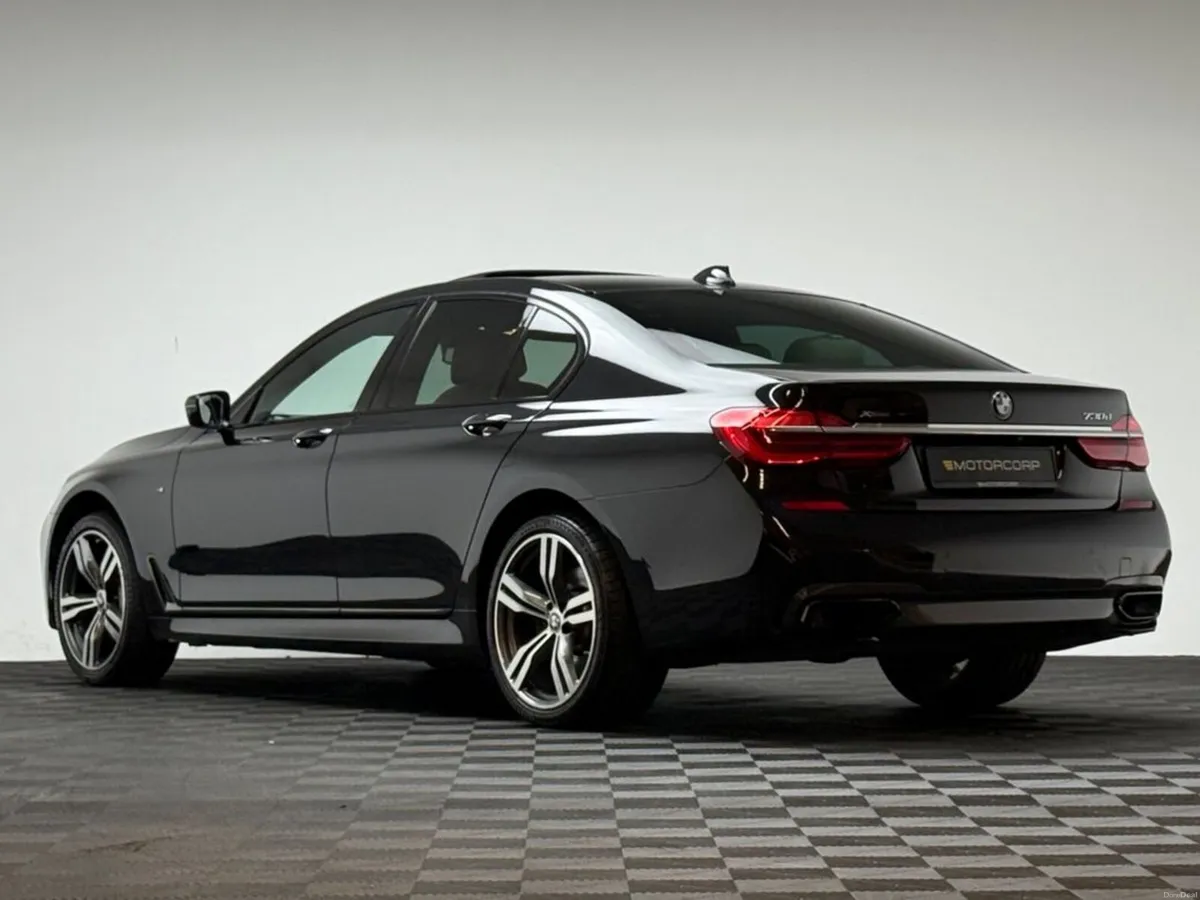BMW 7-Series 730D XDRIVE M SPORT *SUNROOF* - Image 5