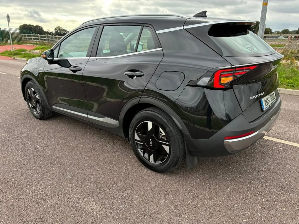 Kia Sportage 1.6d Premium Spec 7 year warranty *LI - Image 6