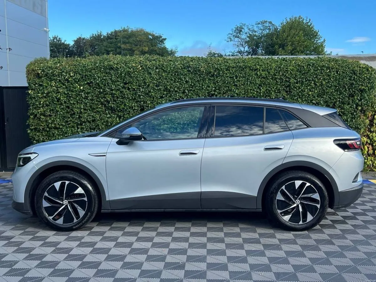 Volkswagen ID.4 PURE 52KWH // LOW MILEAGE // APPLE - Image 3