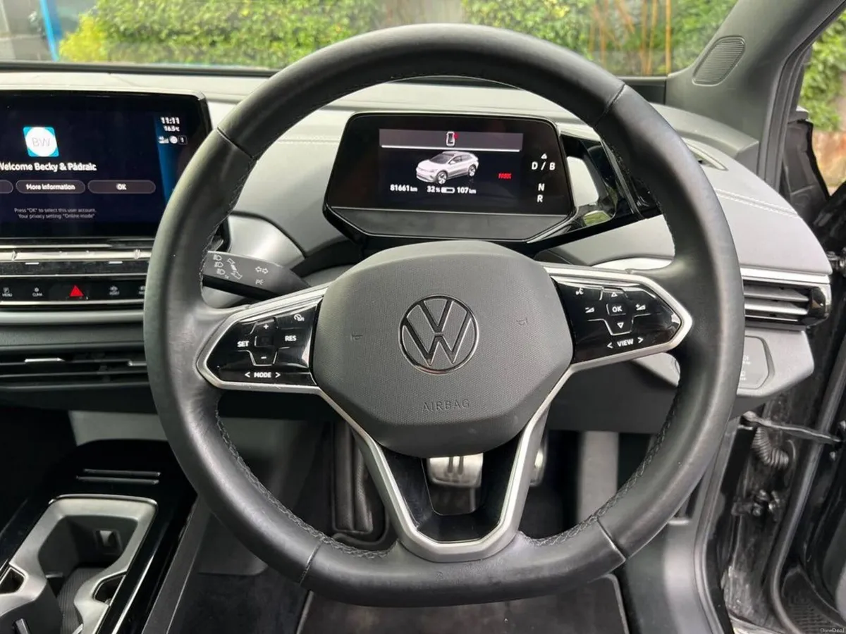 Volkswagen ID.4 PURE 52KWH // LEATHER/ALCANTARA HE - Image 4
