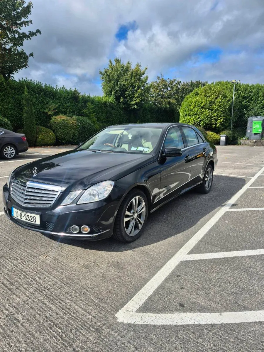 2010 mercedes e220 cdi tax 05/27 nct out 05/26 - Image 2