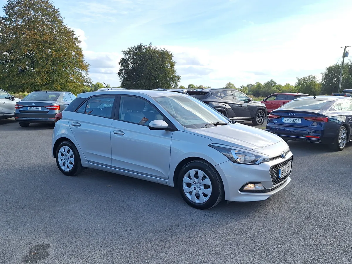 Hyundai i20 1.2 Petrol *Low Insurance/Immaculate - Image 1