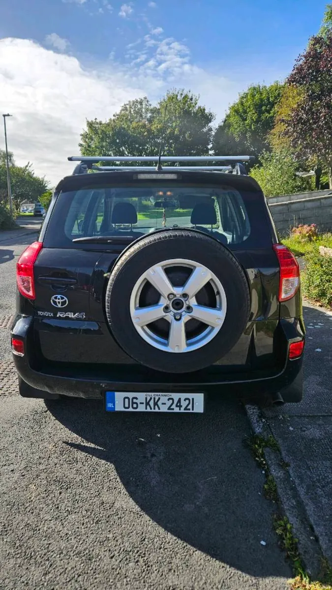 Toyota Rav 4 - Image 2