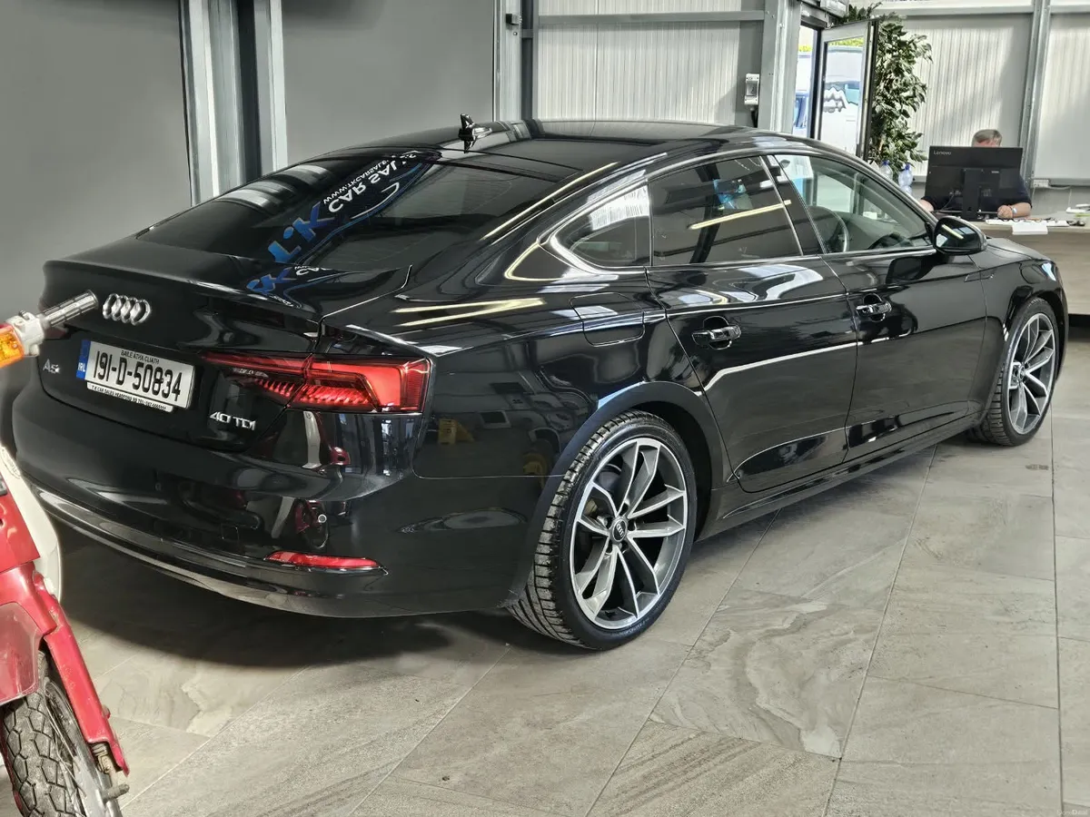 19 AUDI A5 SPORT AUTOMATIC - Image 2